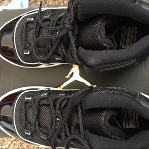 Kids Retro 11’s Jordan size 1.5 will fit a size 1 kid like brand new worn 3times